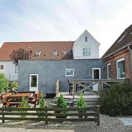Three-bedroom Holiday In Feriehus