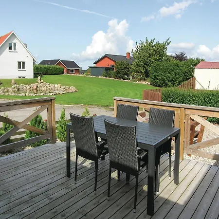 Three-bedroom Holiday In Feriehus